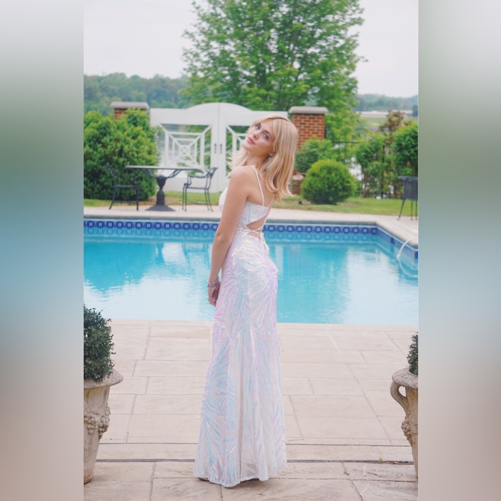 White sequin prom dress! (Worn once)